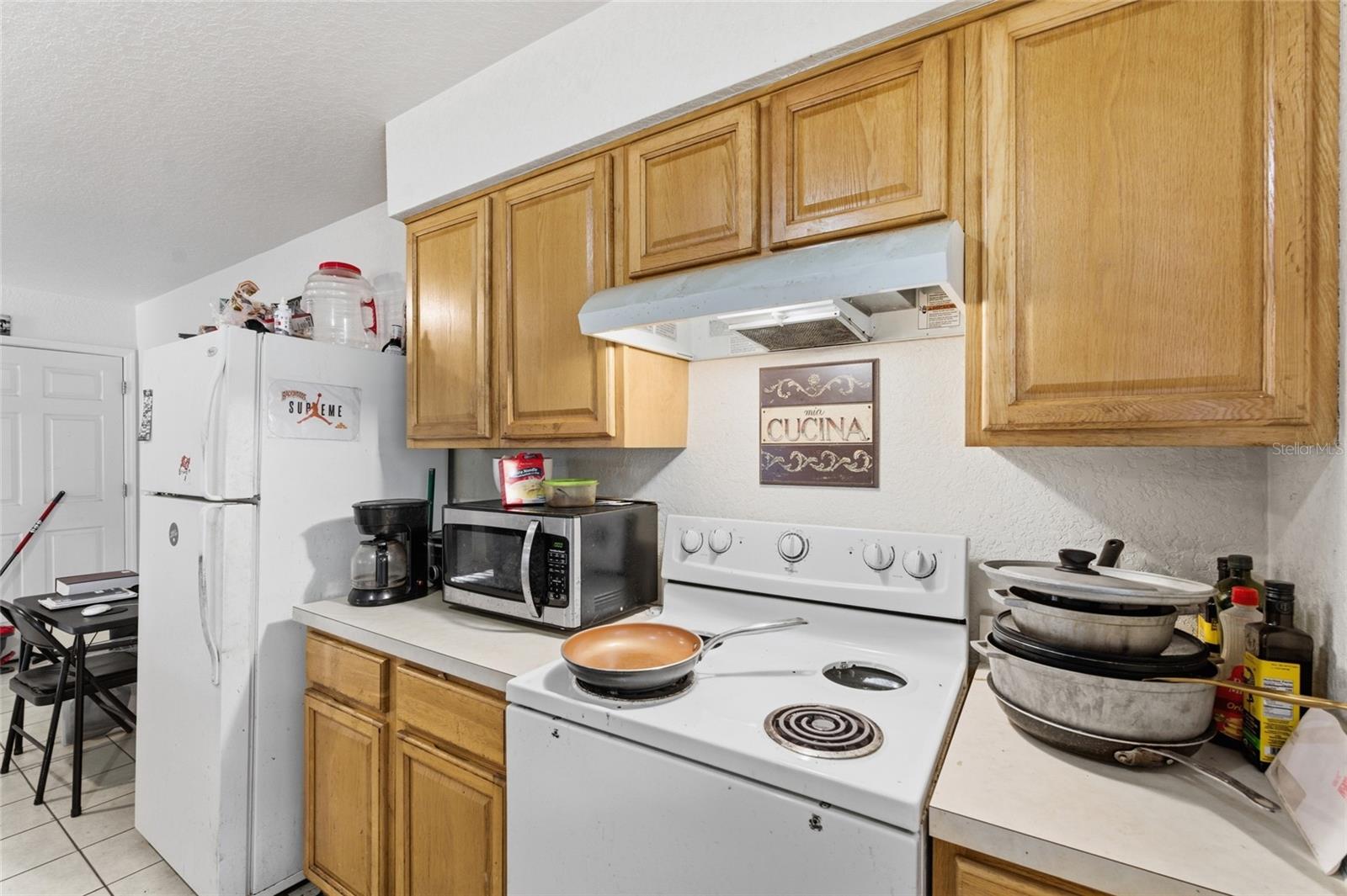 8439 RADIO LN, TAMPA, FL, 33619