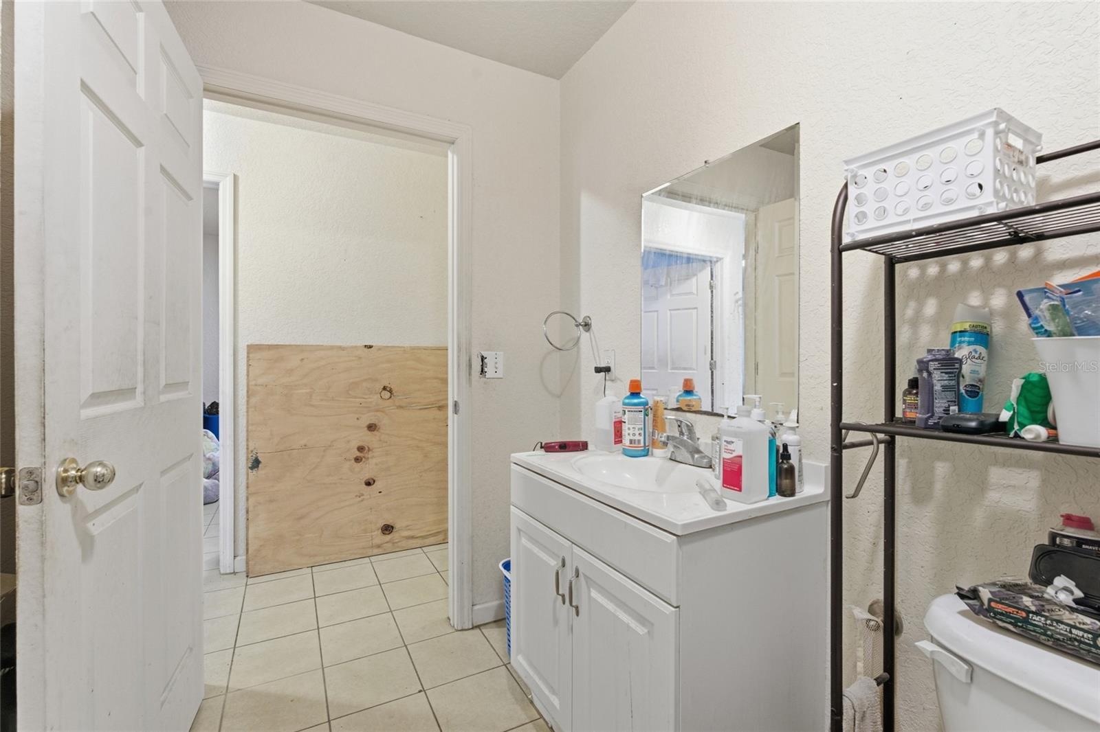 8439 RADIO LN, TAMPA, FL, 33619