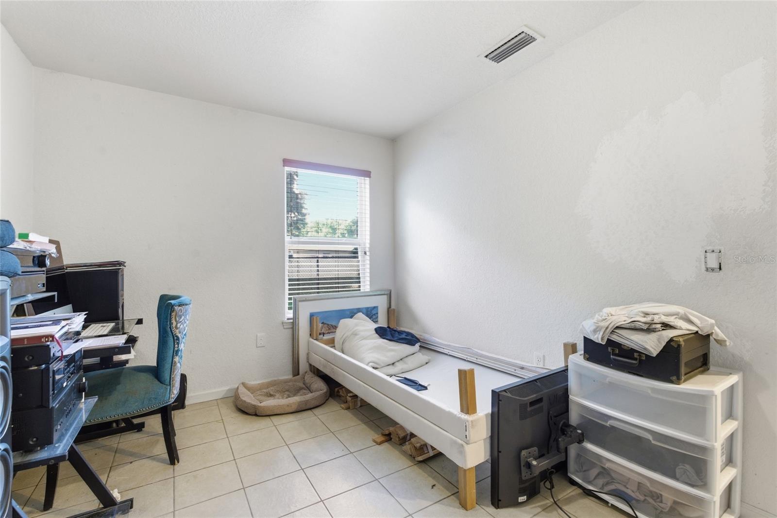 8439 RADIO LN, TAMPA, FL, 33619