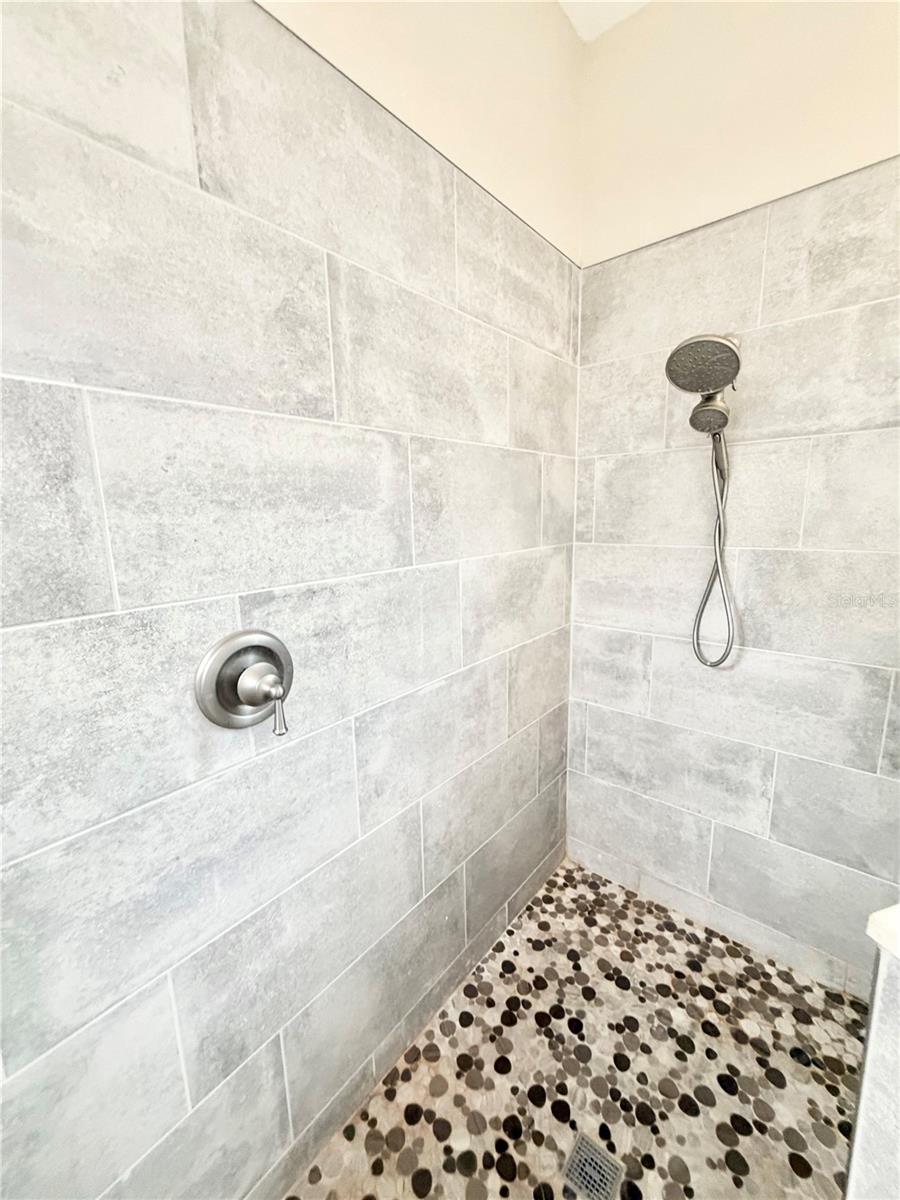 1868 LORENZO LN, OVIEDO, FL, 32765