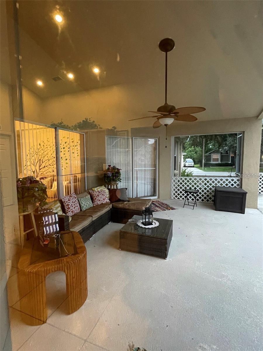 519 THOUSAND OAKS BLVD, DAVENPORT, FL, 33896