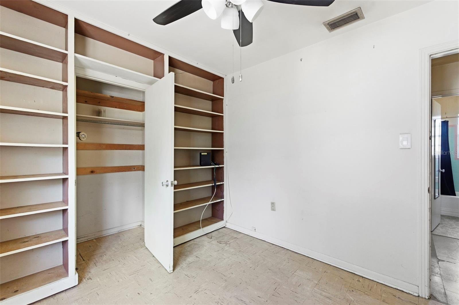 1712 W FERRIS AVE, TAMPA, FL, 33603