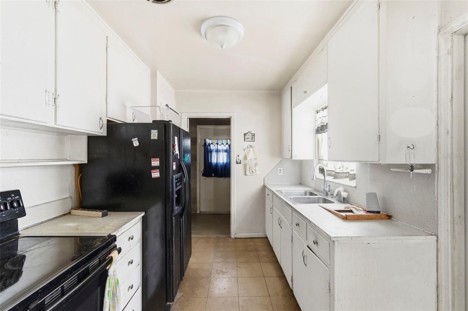 1712 W FERRIS AVE, TAMPA, FL, 33603