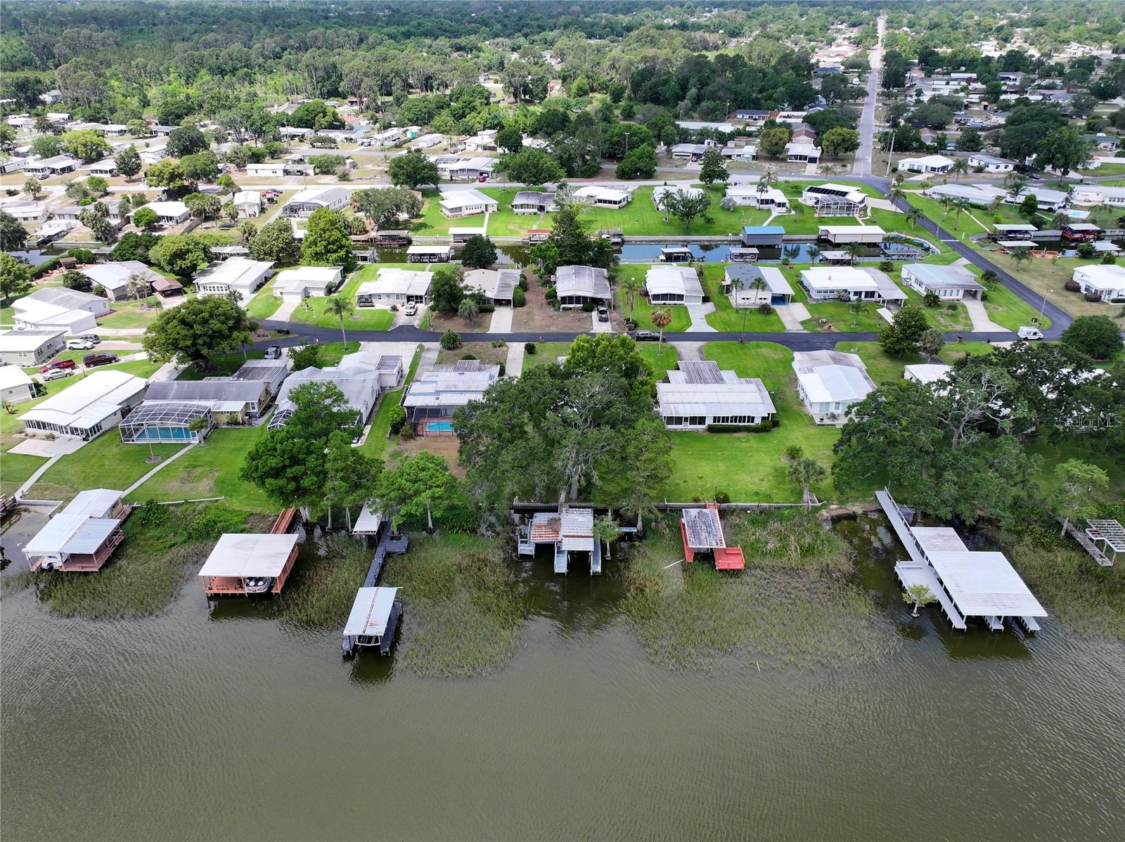 34232 ISLAND DR, LEESBURG, FL, 34788