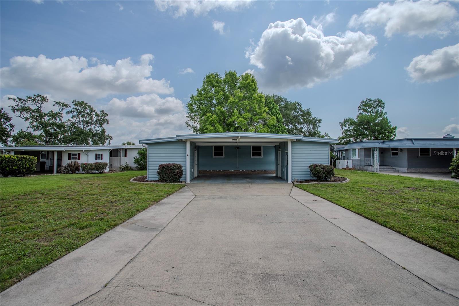 34232 ISLAND DR, LEESBURG, FL, 34788