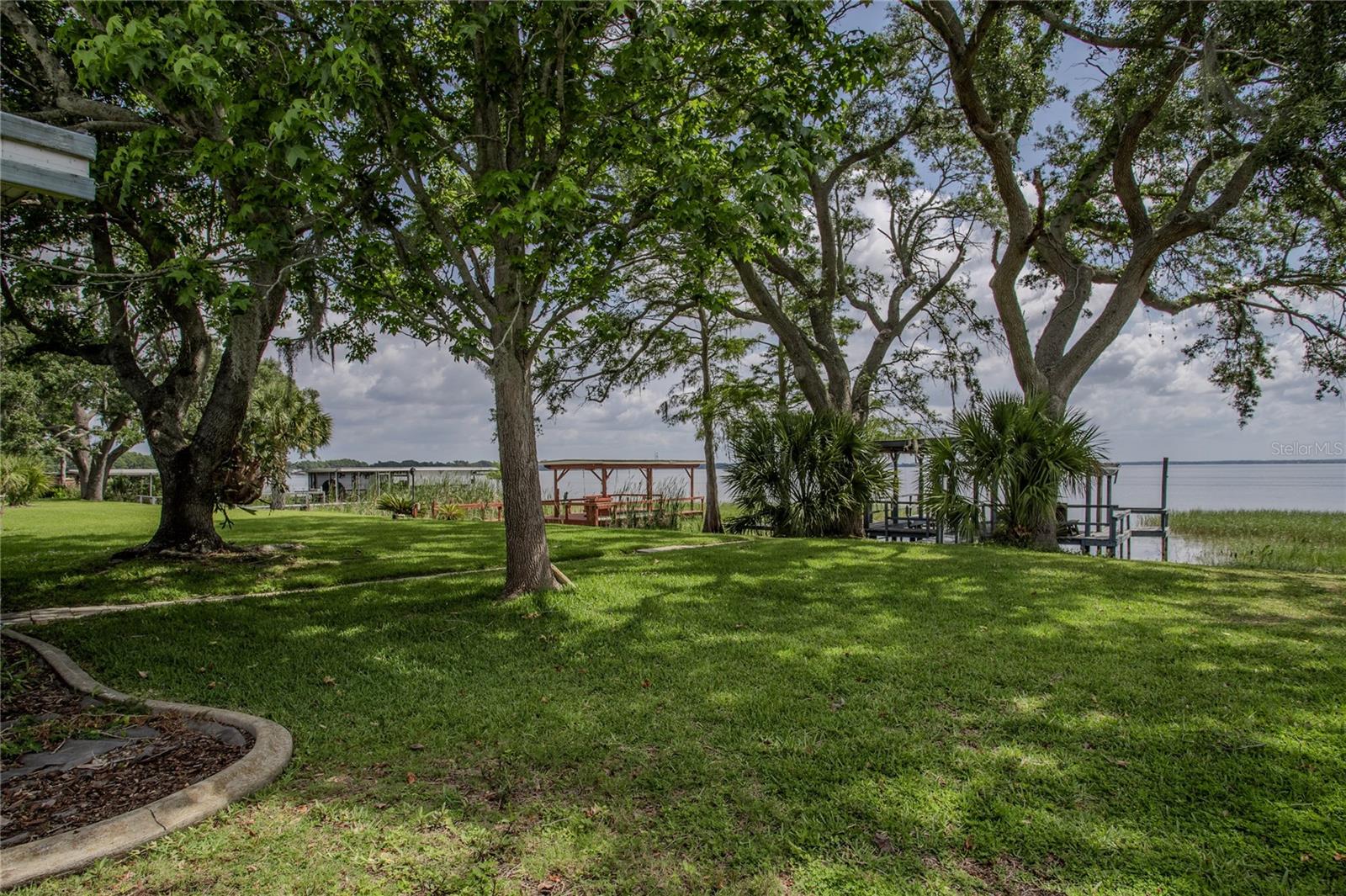 34232 ISLAND DR, LEESBURG, FL, 34788