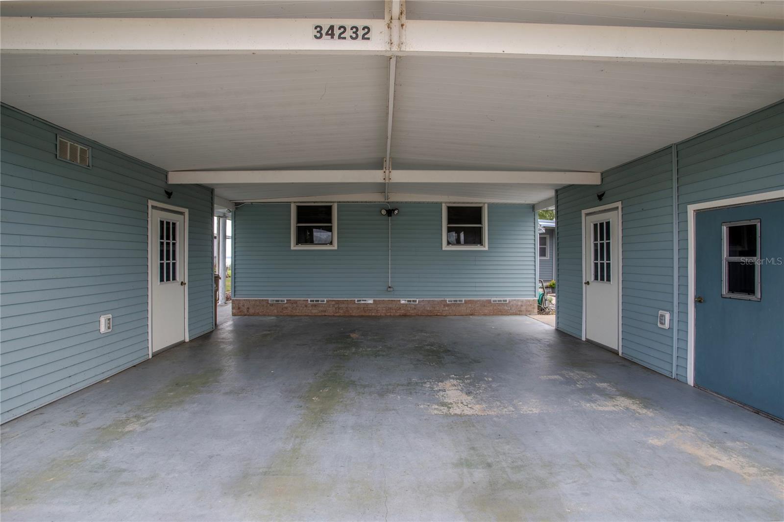 34232 ISLAND DR, LEESBURG, FL, 34788