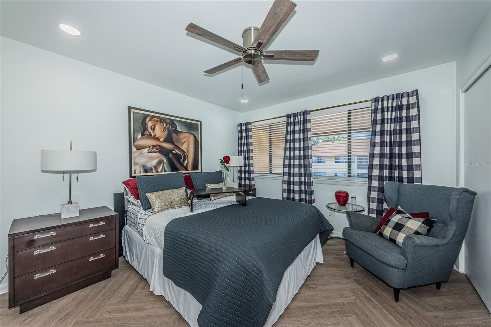 781 VILLAGE LAKE TER N #101A, ST PETERSBURG, FL, 33716