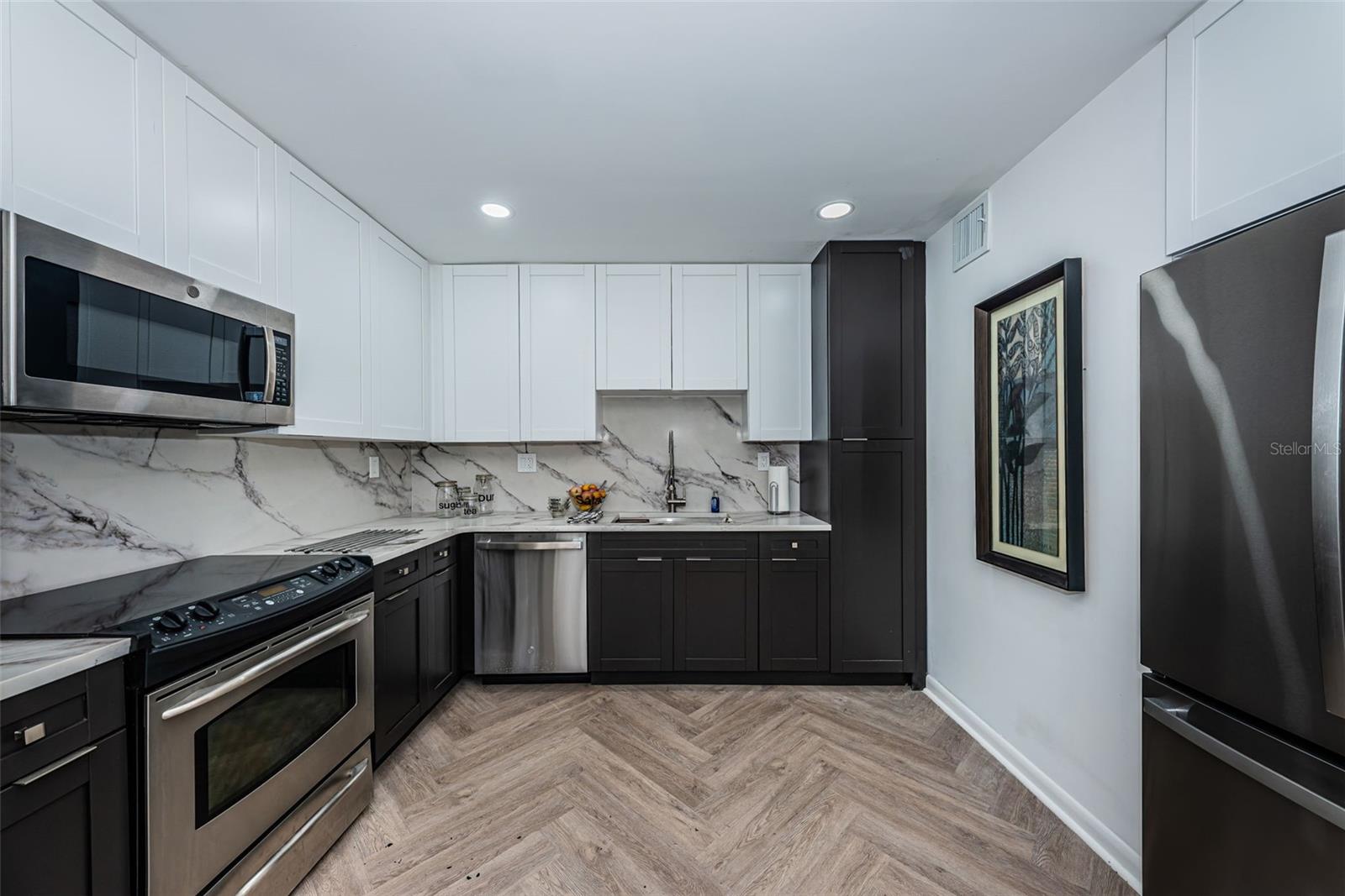 781 VILLAGE LAKE TER N #101A, ST PETERSBURG, FL, 33716