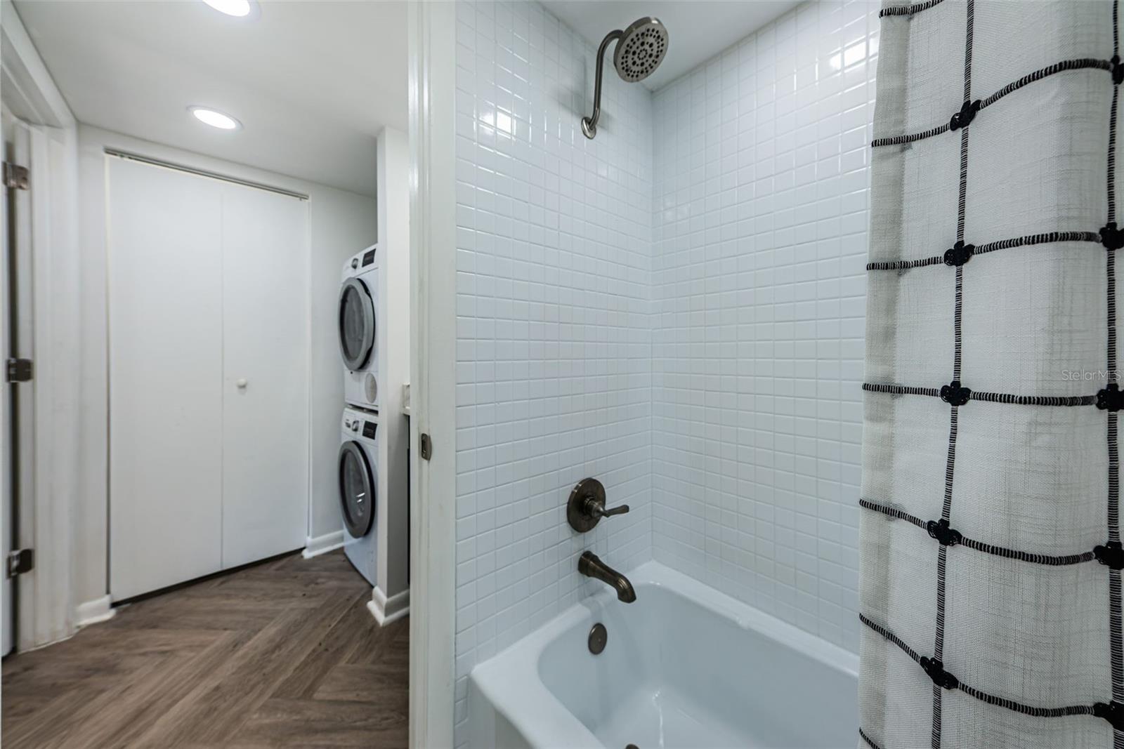 781 VILLAGE LAKE TER N #101A, ST PETERSBURG, FL, 33716