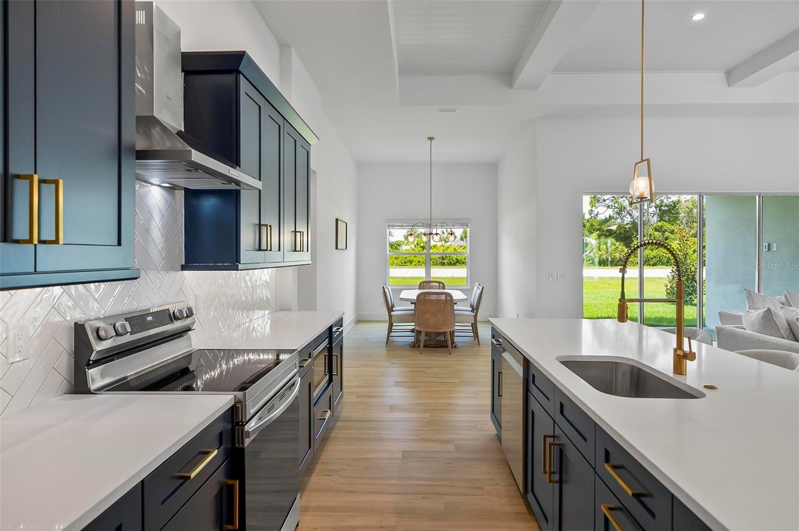 1 CLEMENTON LN, PALM COAST, FL, 32137