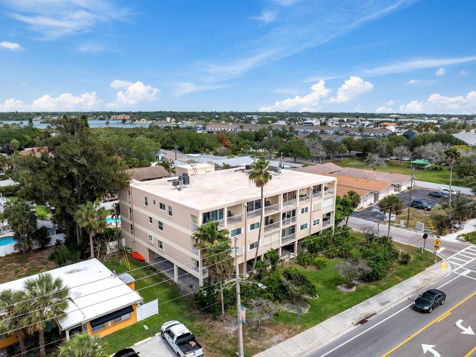 1005 GULF BLVD #10, INDIAN ROCKS BEACH, FL, 33785