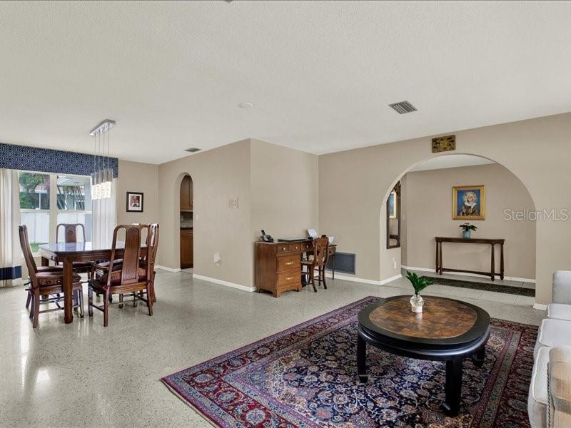 11235 APACHE PL, LARGO, FL, 33774