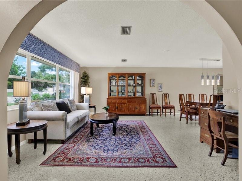 11235 APACHE PL, LARGO, FL, 33774