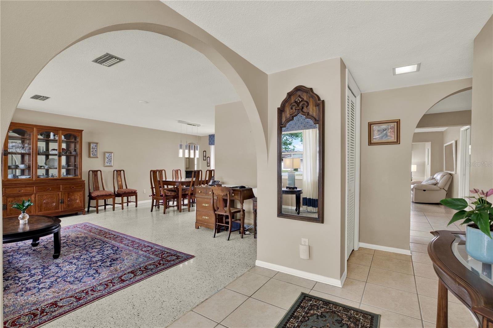 11235 APACHE PL, LARGO, FL, 33774