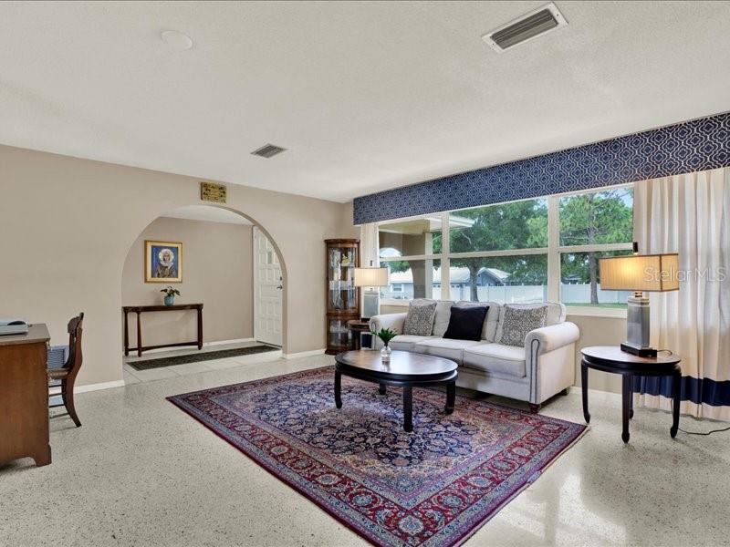11235 APACHE PL, LARGO, FL, 33774