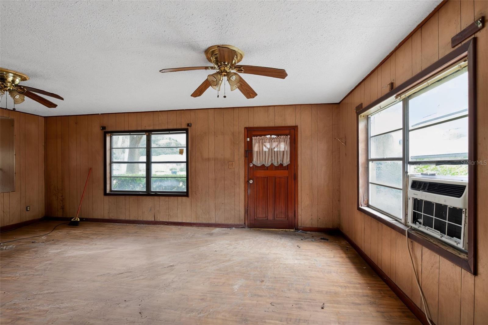 26045 W NEWBERRY RD, NEWBERRY, FL, 32669
