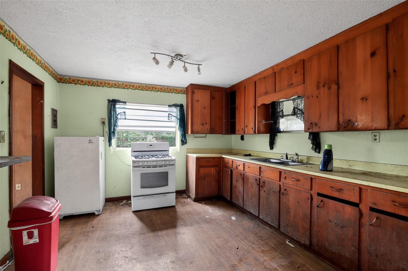 26045 W NEWBERRY RD, NEWBERRY, FL, 32669