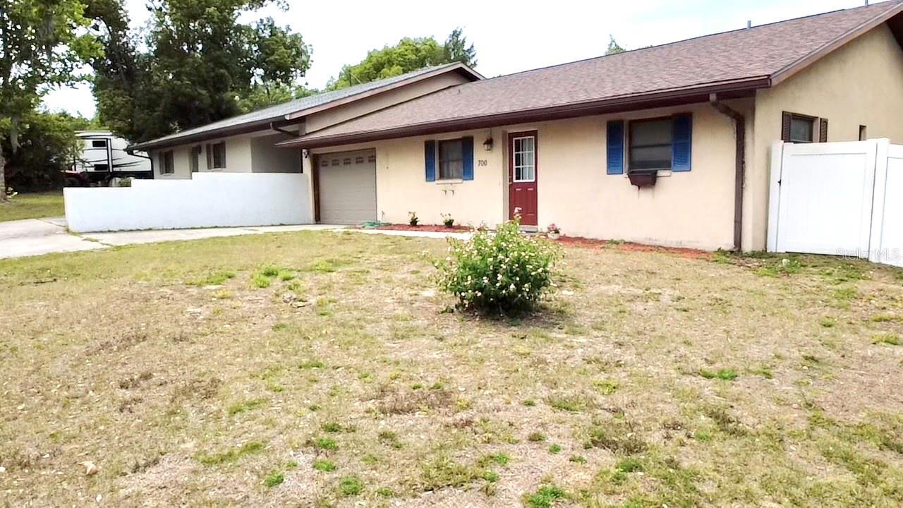700 W DAMPIER ST, INVERNESS, FL, 34450