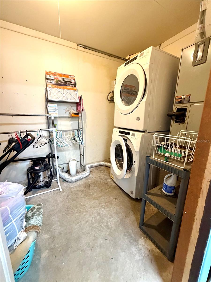 700 W DAMPIER ST, INVERNESS, FL, 34450