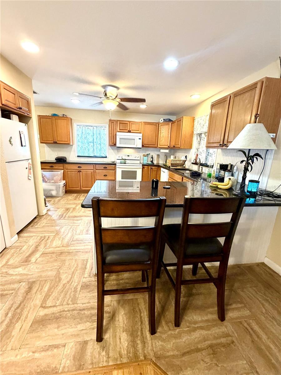 700 W DAMPIER ST, INVERNESS, FL, 34450