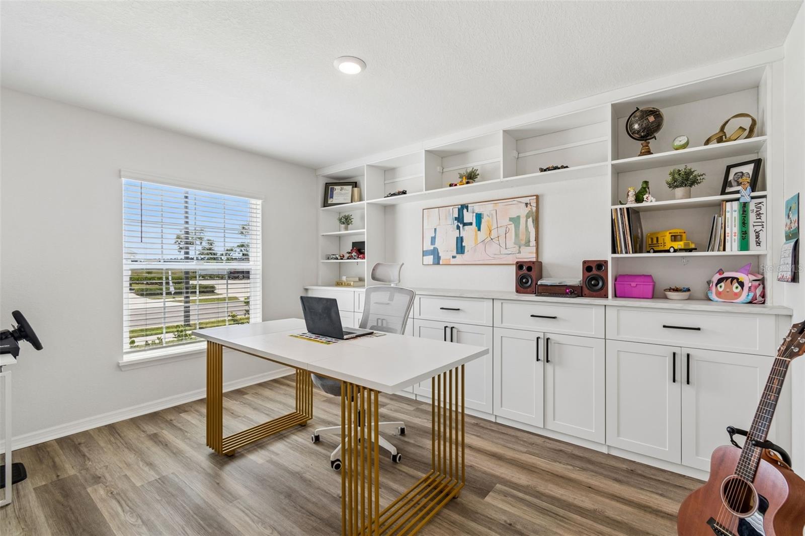 6981 TWISTING PINES LOOP, ZEPHYRHILLS, FL, 33541