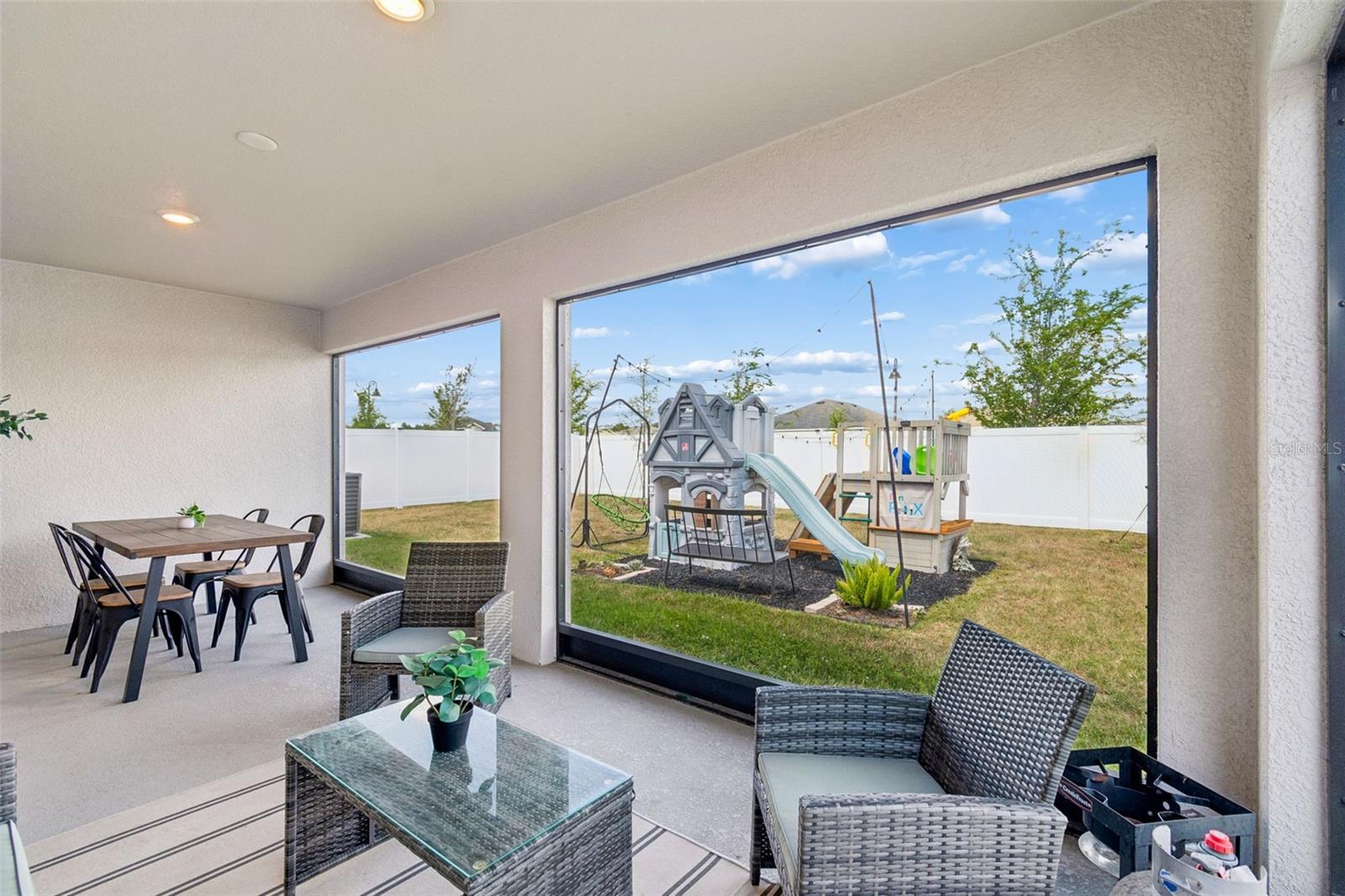 6981 TWISTING PINES LOOP, ZEPHYRHILLS, FL, 33541