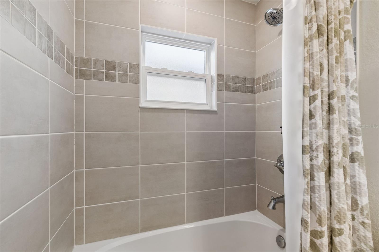 6981 TWISTING PINES LOOP, ZEPHYRHILLS, FL, 33541