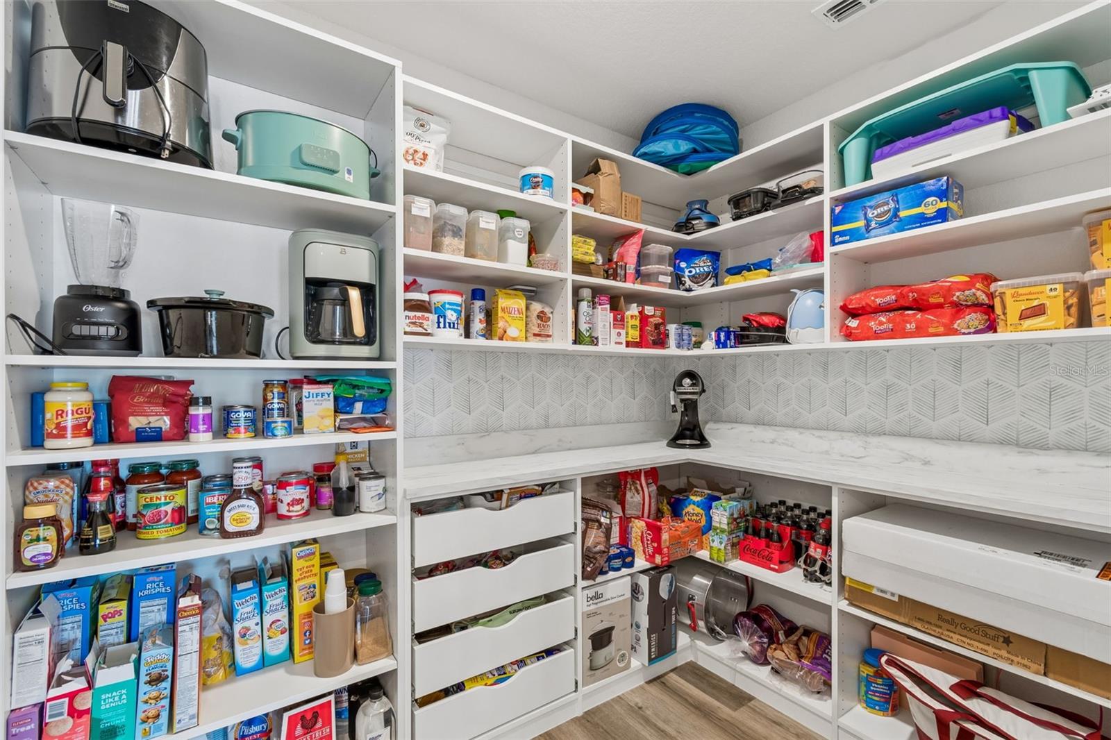 6981 TWISTING PINES LOOP, ZEPHYRHILLS, FL, 33541