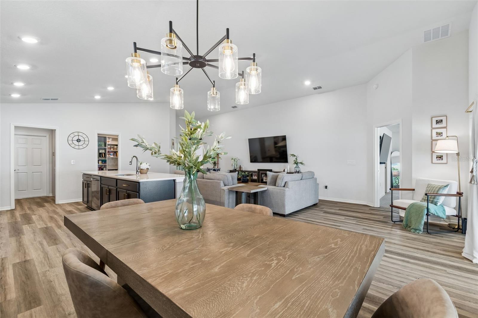 6981 TWISTING PINES LOOP, ZEPHYRHILLS, FL, 33541