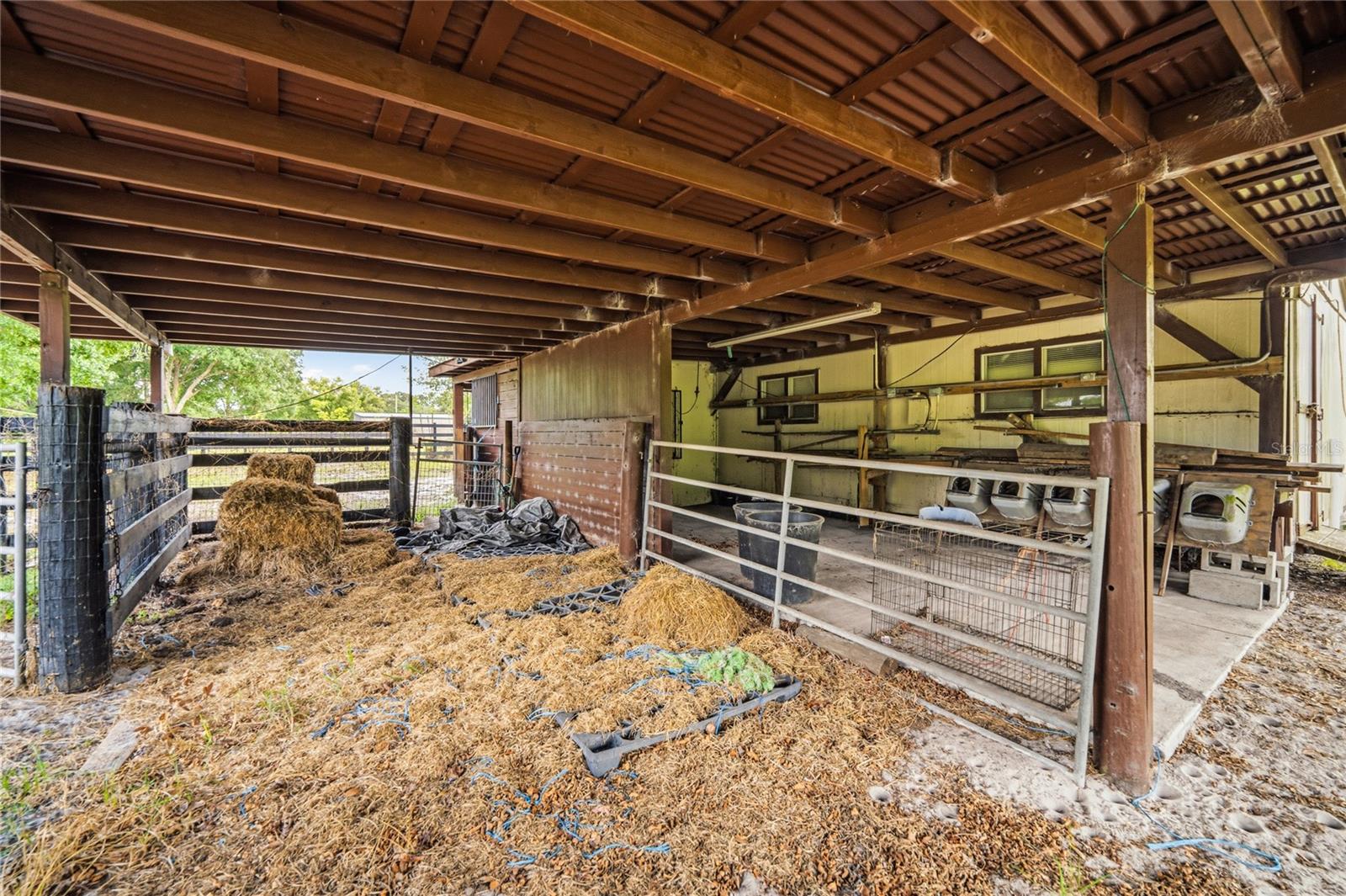 3901 N APOPKA VINELAND RD, ORLANDO, FL, 32818