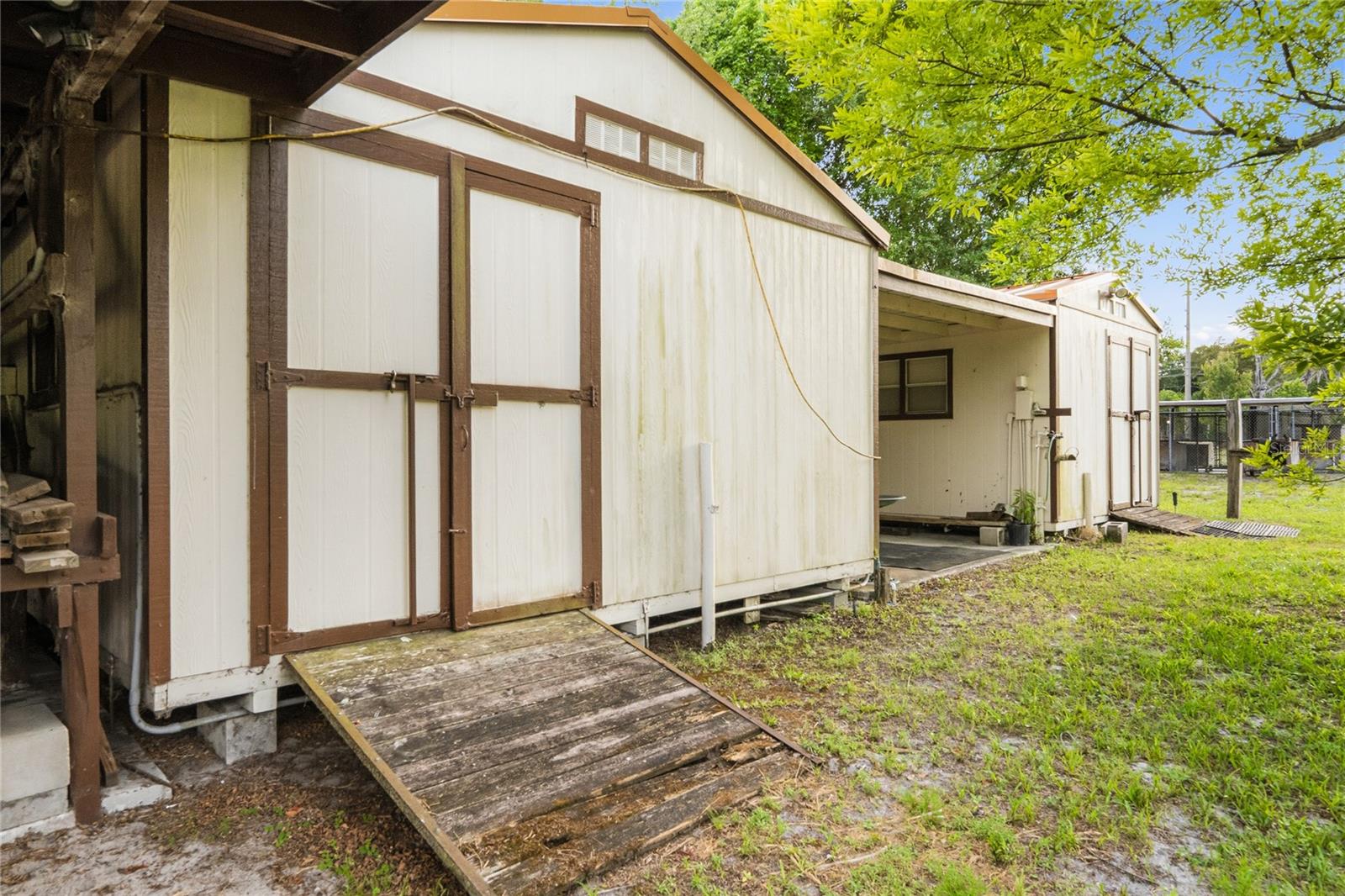 3901 N APOPKA VINELAND RD, ORLANDO, FL, 32818