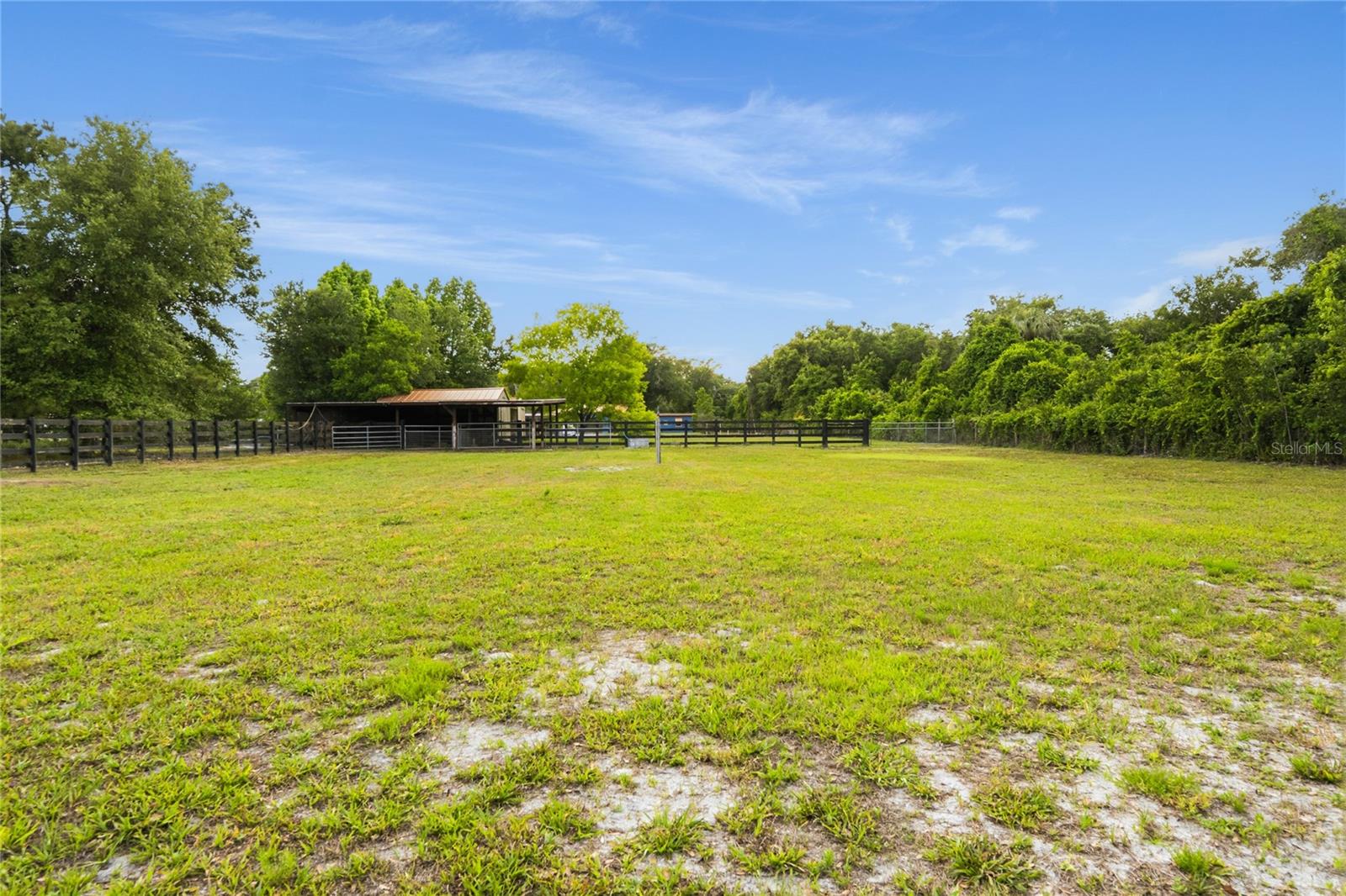 3901 N APOPKA VINELAND RD, ORLANDO, FL, 32818