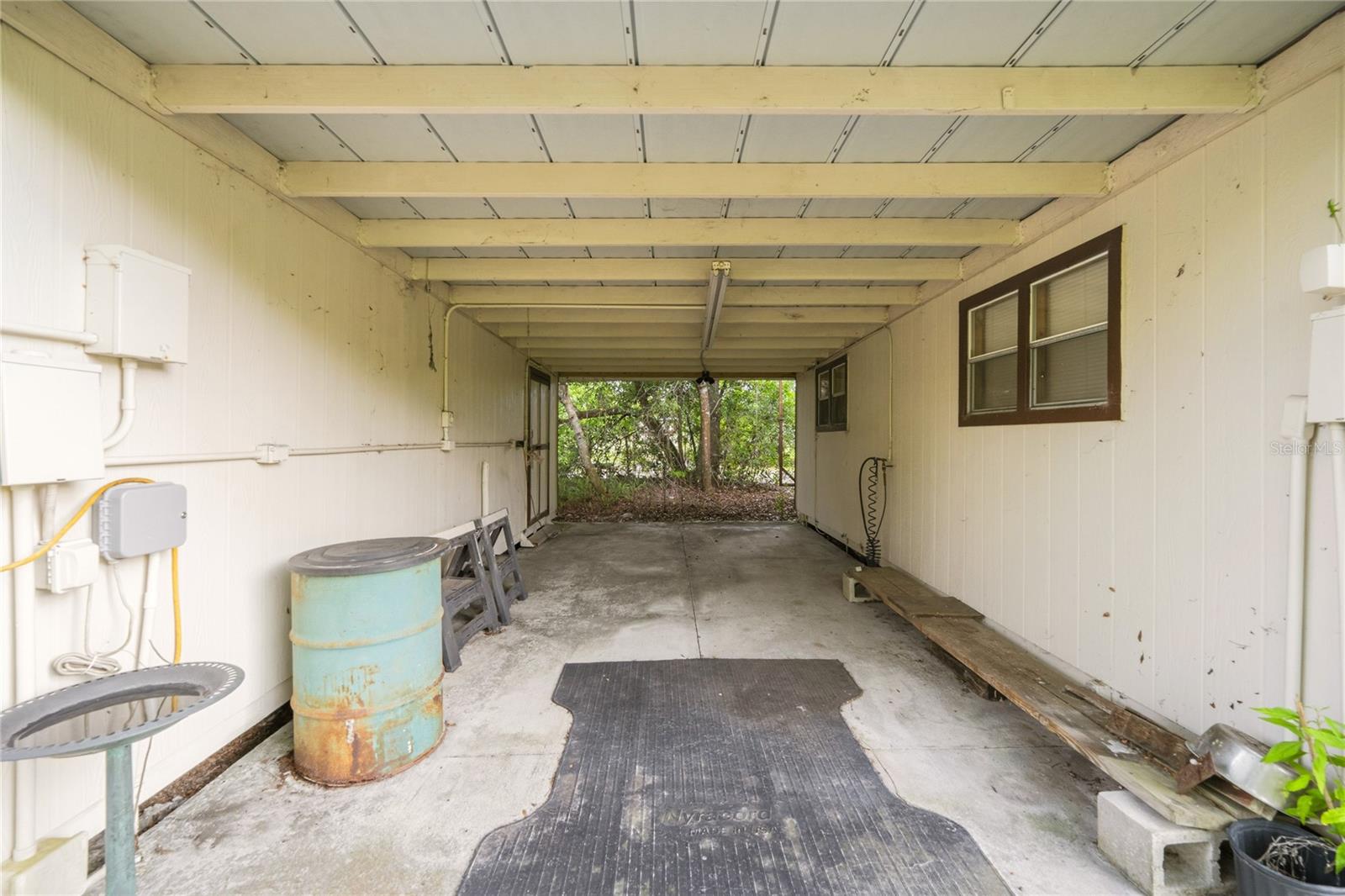 3901 N APOPKA VINELAND RD, ORLANDO, FL, 32818