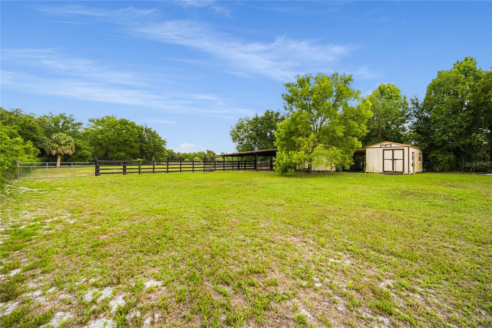 3901 N APOPKA VINELAND RD, ORLANDO, FL, 32818