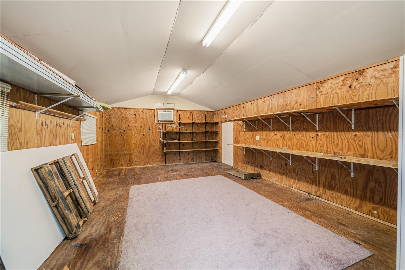 3901 N APOPKA VINELAND RD, ORLANDO, FL, 32818