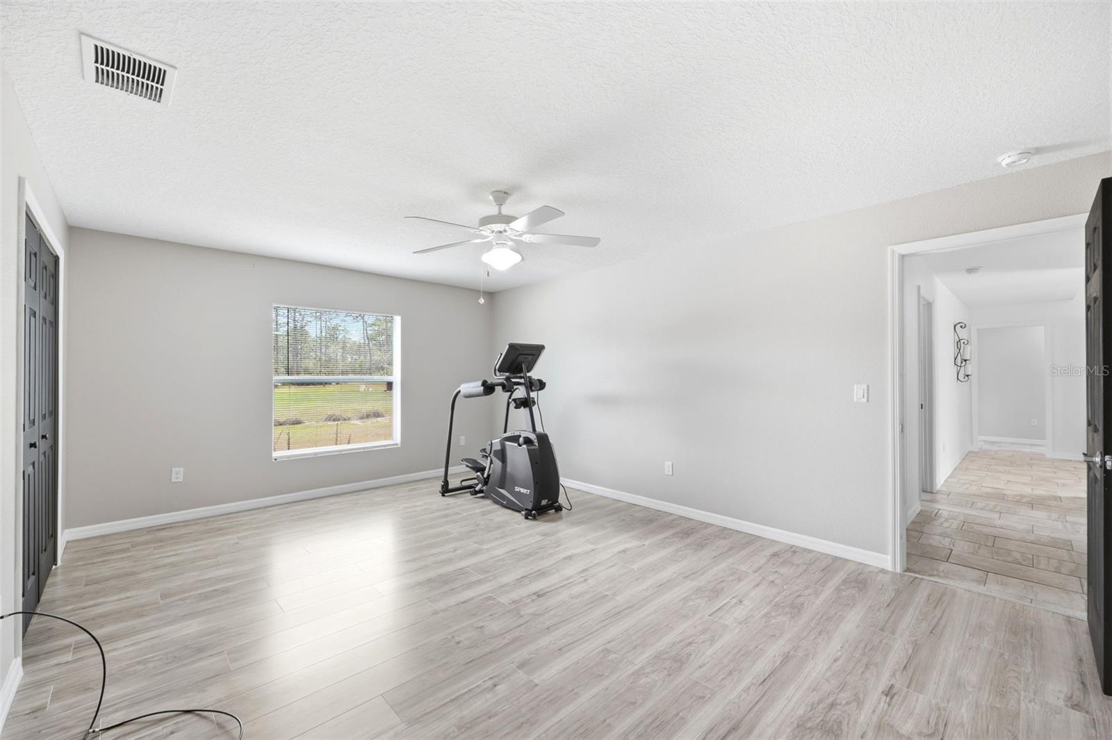 18043 PALMDALE RD, WEEKI WACHEE, FL, 34614