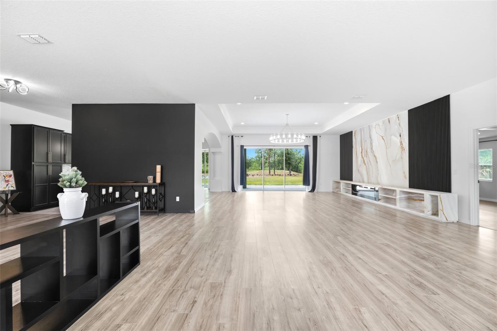 18043 PALMDALE RD, WEEKI WACHEE, FL, 34614