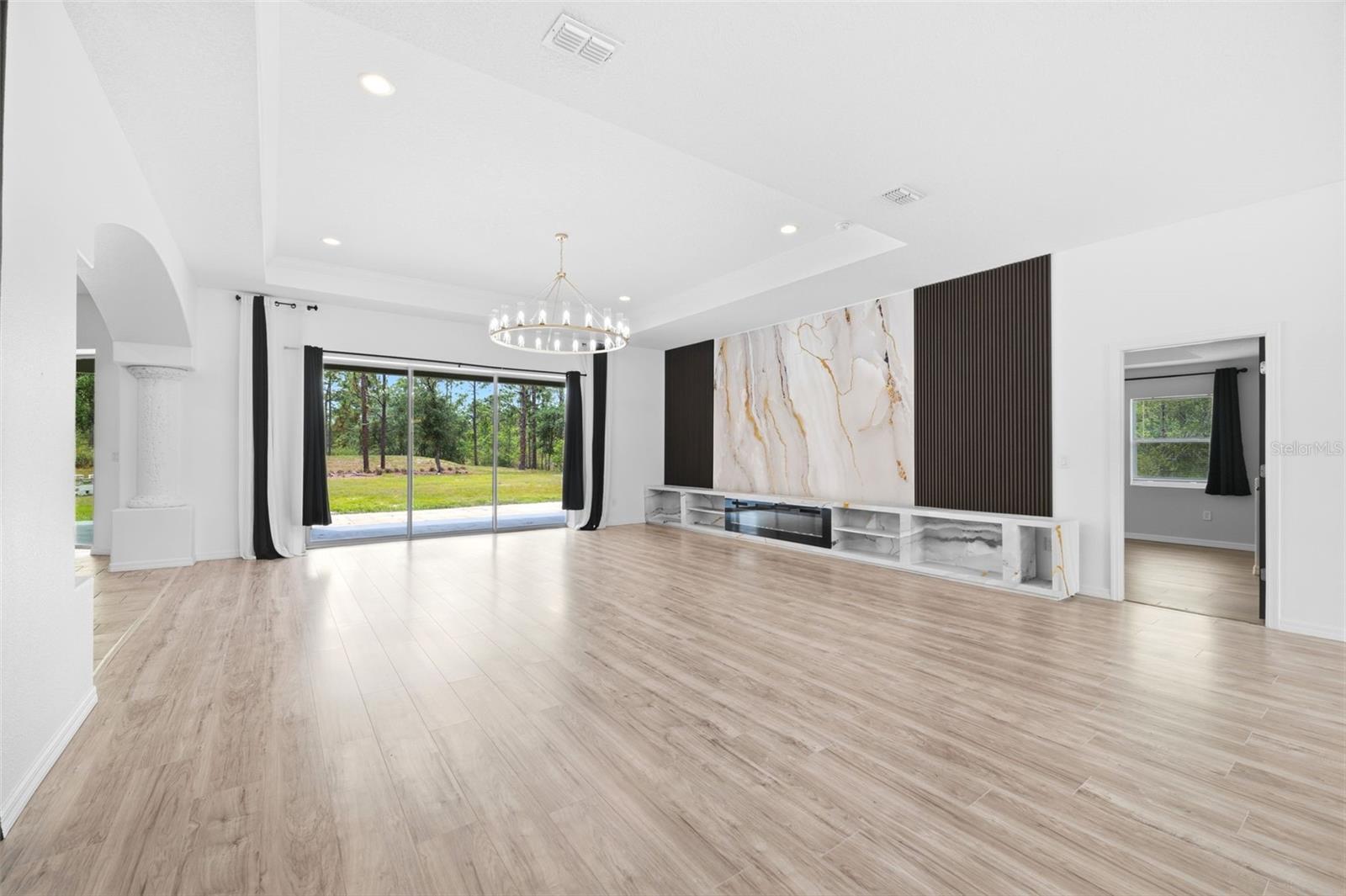 18043 PALMDALE RD, WEEKI WACHEE, FL, 34614