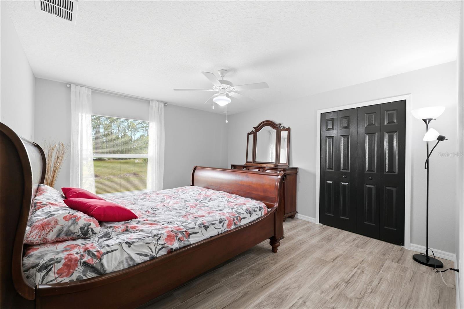 18043 PALMDALE RD, WEEKI WACHEE, FL, 34614