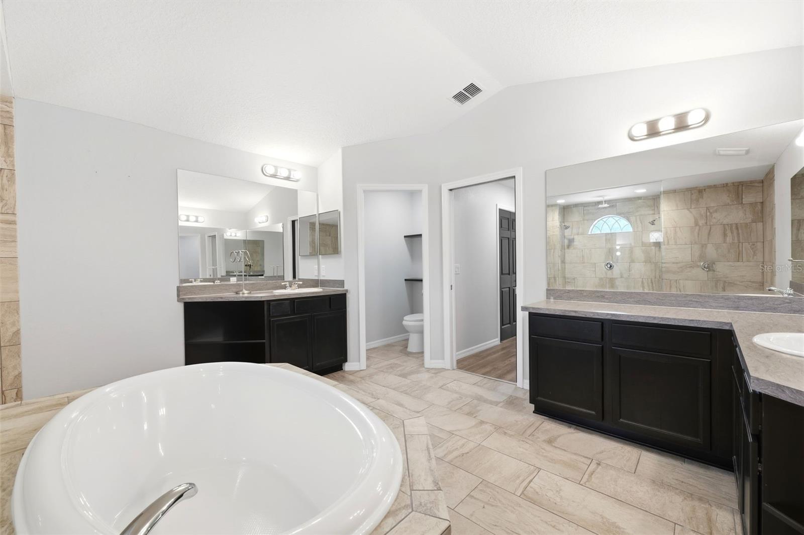 18043 PALMDALE RD, WEEKI WACHEE, FL, 34614