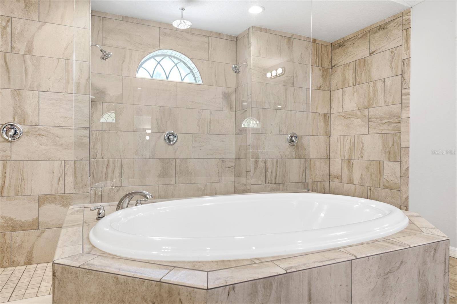 18043 PALMDALE RD, WEEKI WACHEE, FL, 34614