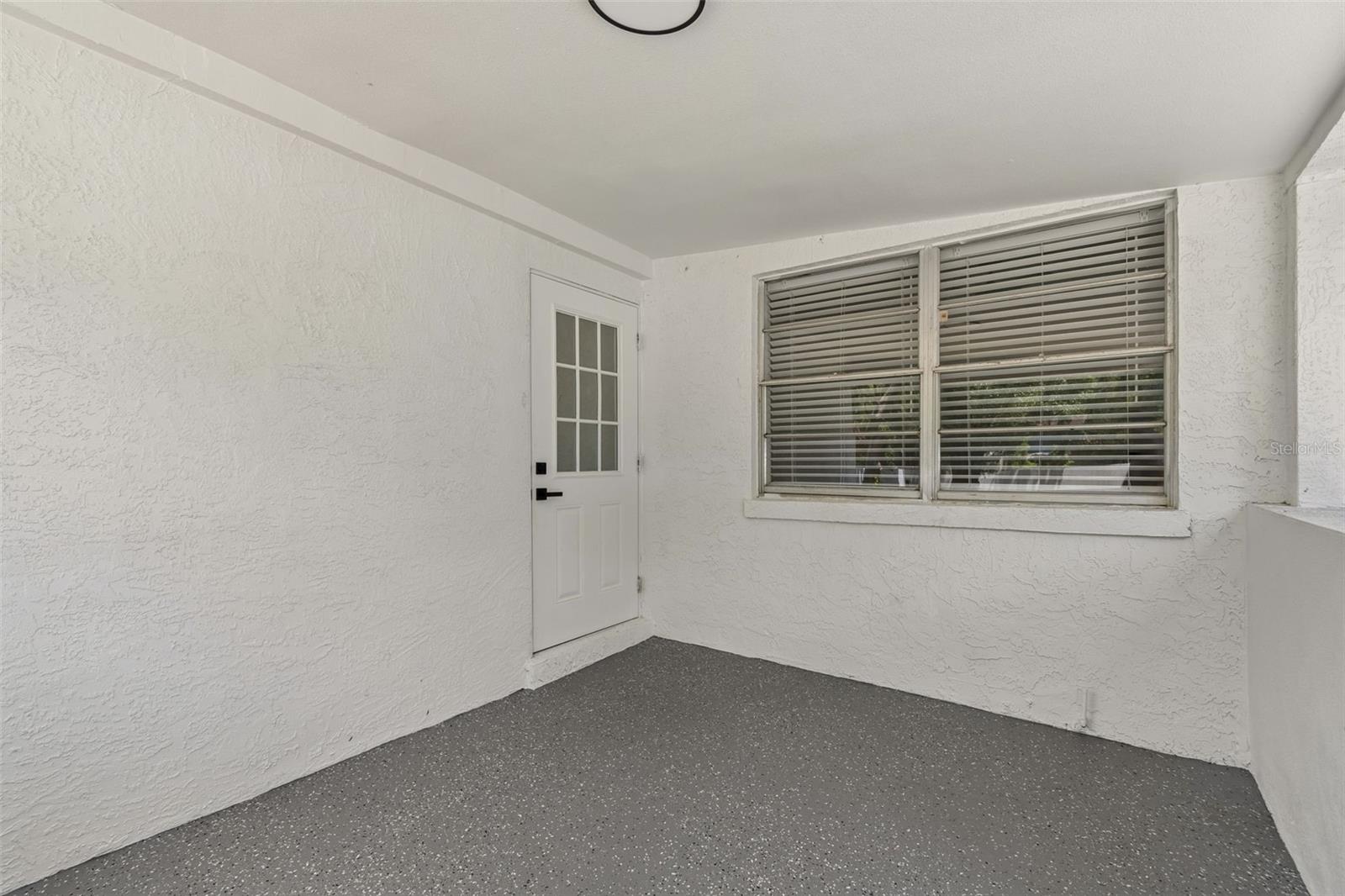 7906 N FREMONT AVE, TAMPA, FL, 33604