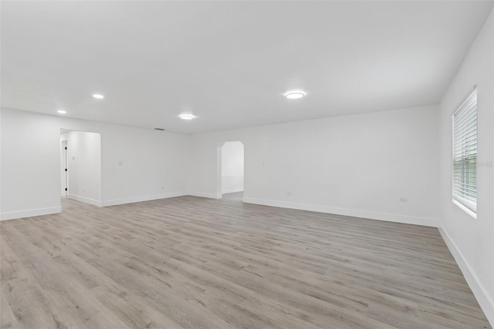 7906 N FREMONT AVE, TAMPA, FL, 33604