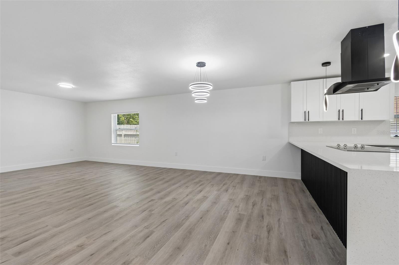 7906 N FREMONT AVE, TAMPA, FL, 33604