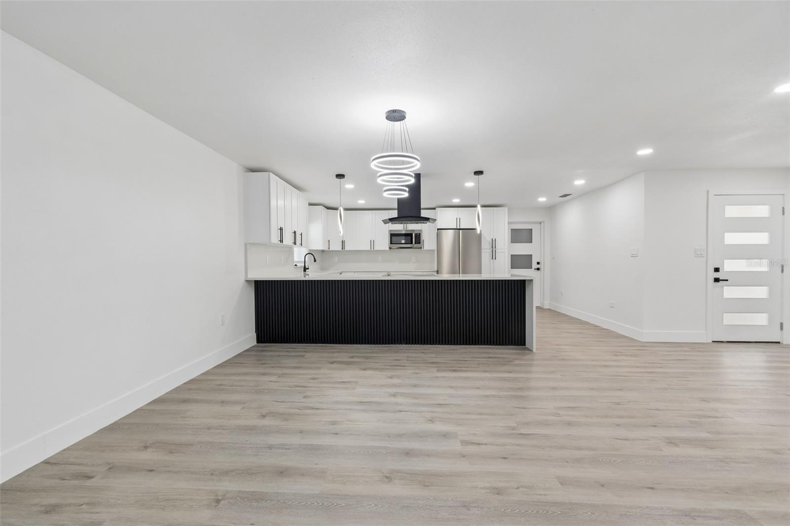 7906 N FREMONT AVE, TAMPA, FL, 33604