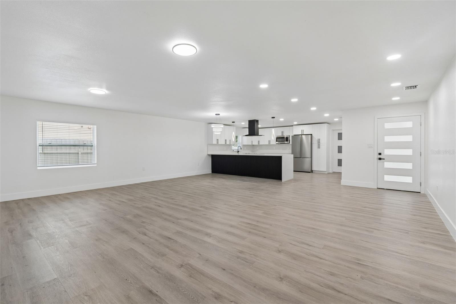 7906 N FREMONT AVE, TAMPA, FL, 33604