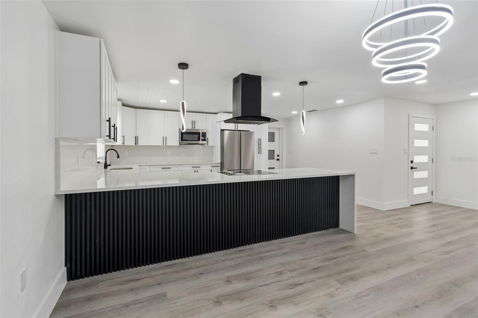 7906 N FREMONT AVE, TAMPA, FL, 33604