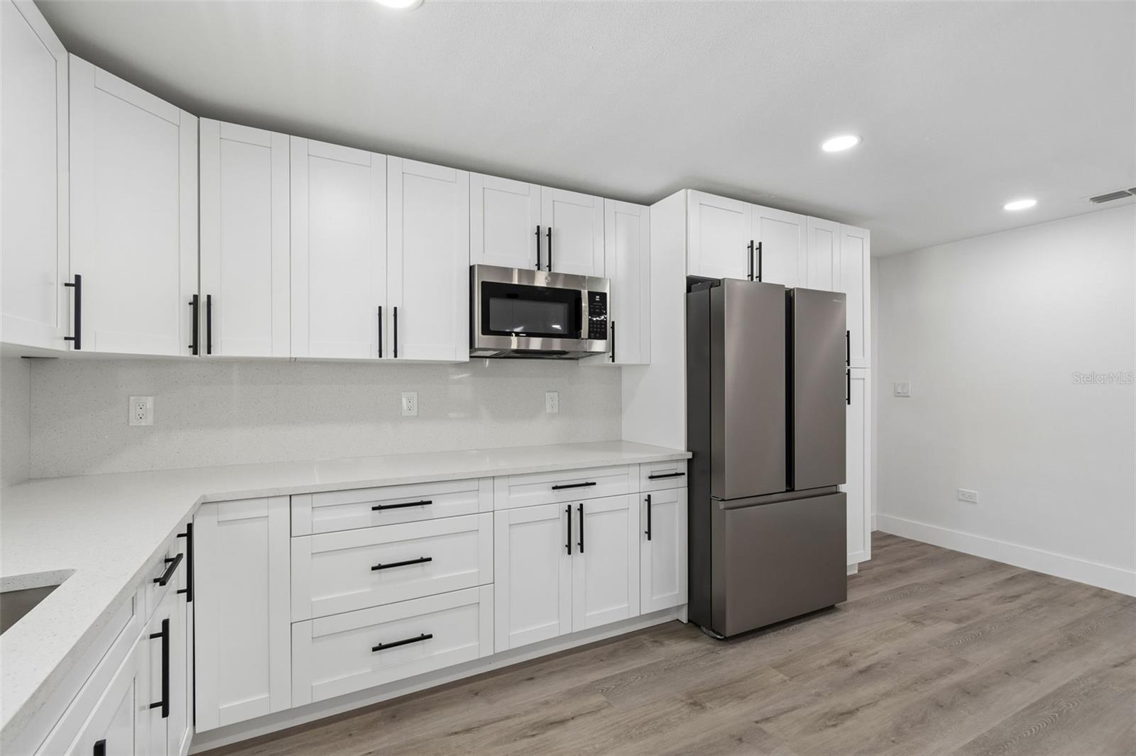 7906 N FREMONT AVE, TAMPA, FL, 33604