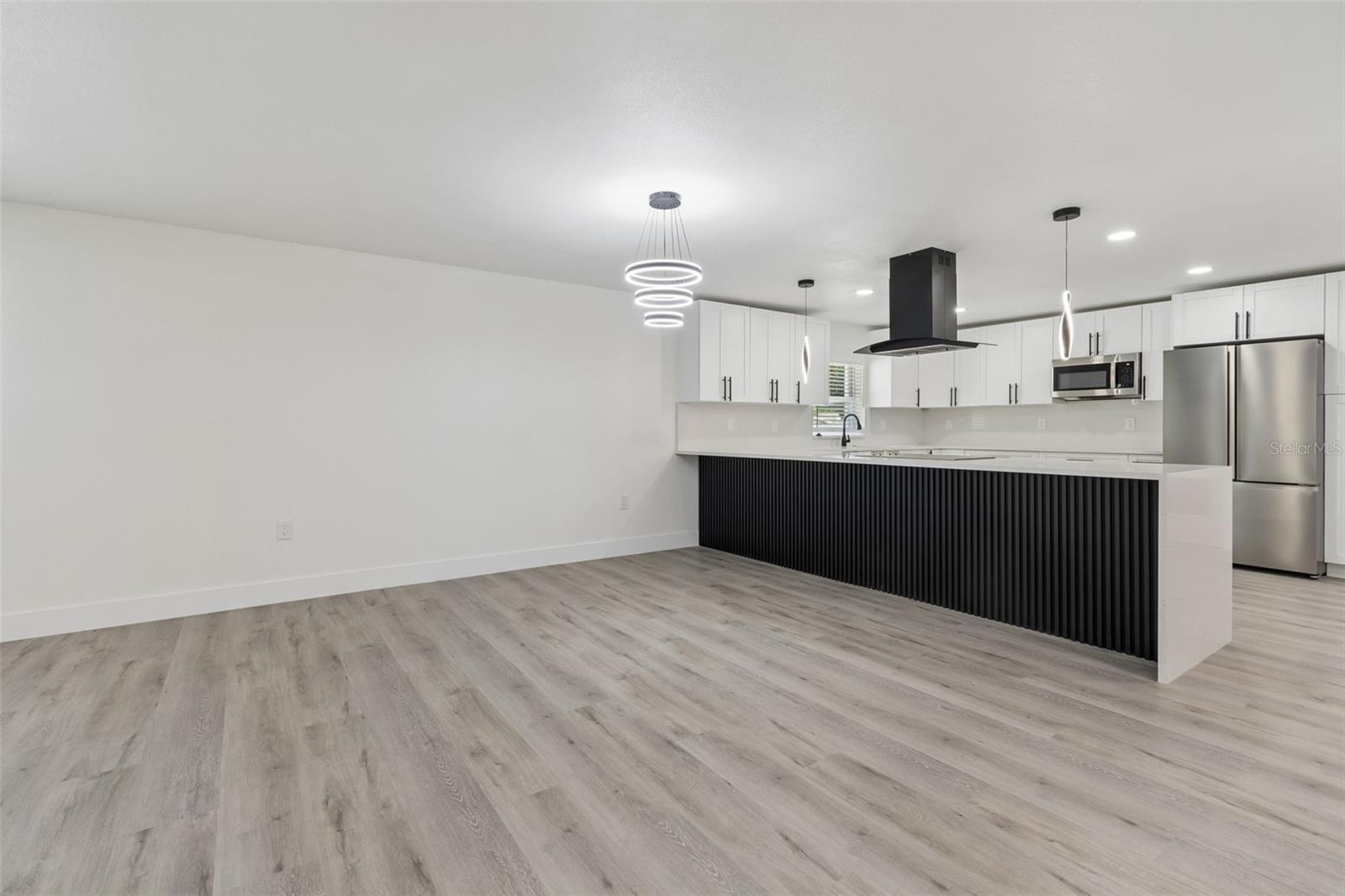 7906 N FREMONT AVE, TAMPA, FL, 33604